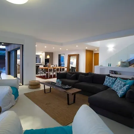 Seafront Arkoudaki Villa