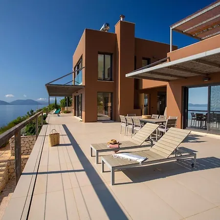 Villa Arkoudaki Luxurious Escape With Infinity Pool & Sea Access