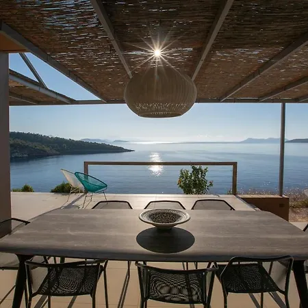 Arkoudaki Luxurious Escape With Infinity Pool & Sea Access Villa Evgiros