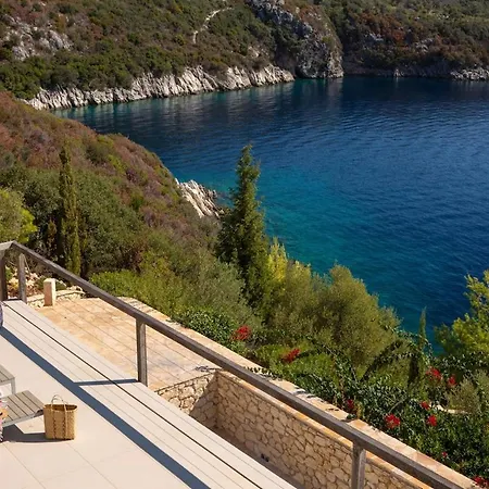 Arkoudaki Luxurious Escape With Infinity Pool & Sea Access Villa