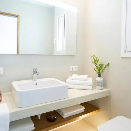 Seafront Arkoudaki Evgiros